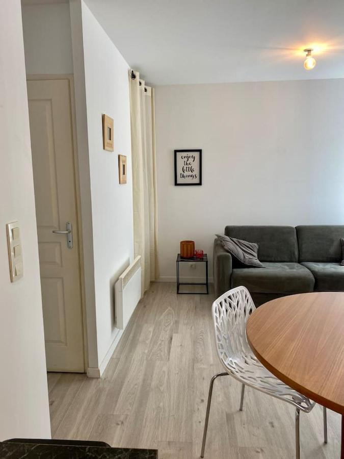 Accueillant Petit T2 Coeur De Centre Ville Lézignan-Corbières Esterno foto